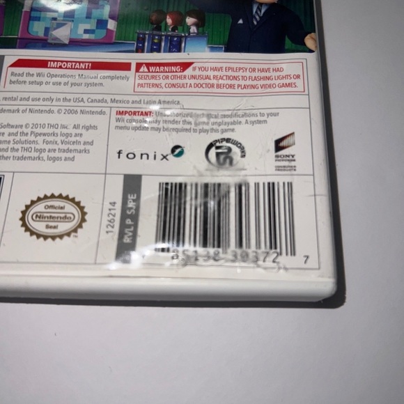 Jeopardy (Nintendo Wii, 2010) Disc & Case * TESTED * - Picture 8 of 10